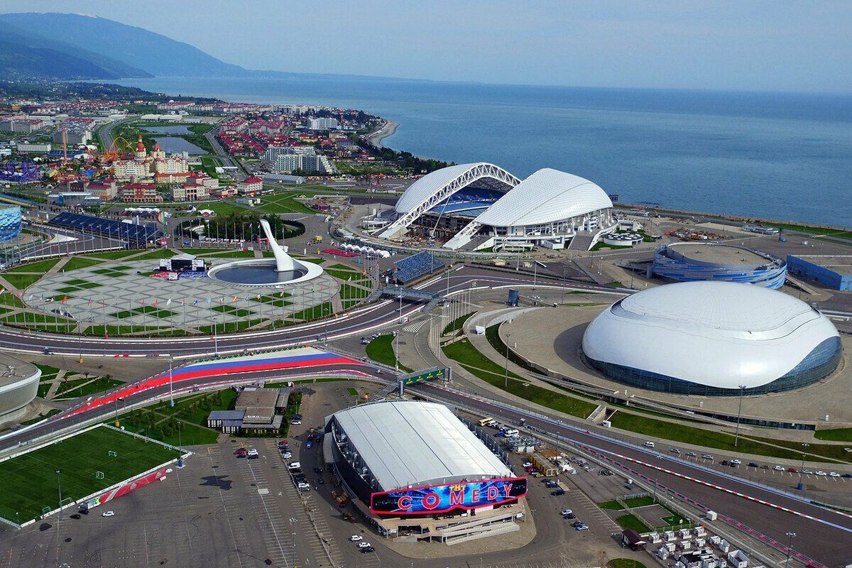 "Изучаем культурное разнообразие России: Сочи, Казань и Ярославль"