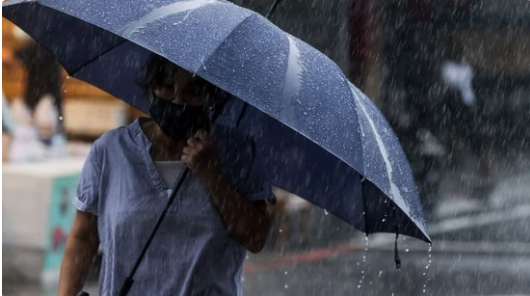 Главные новости о тайфуне Хайкуй: шторм направляется в Китай после двойного выхода на берег на Тайване