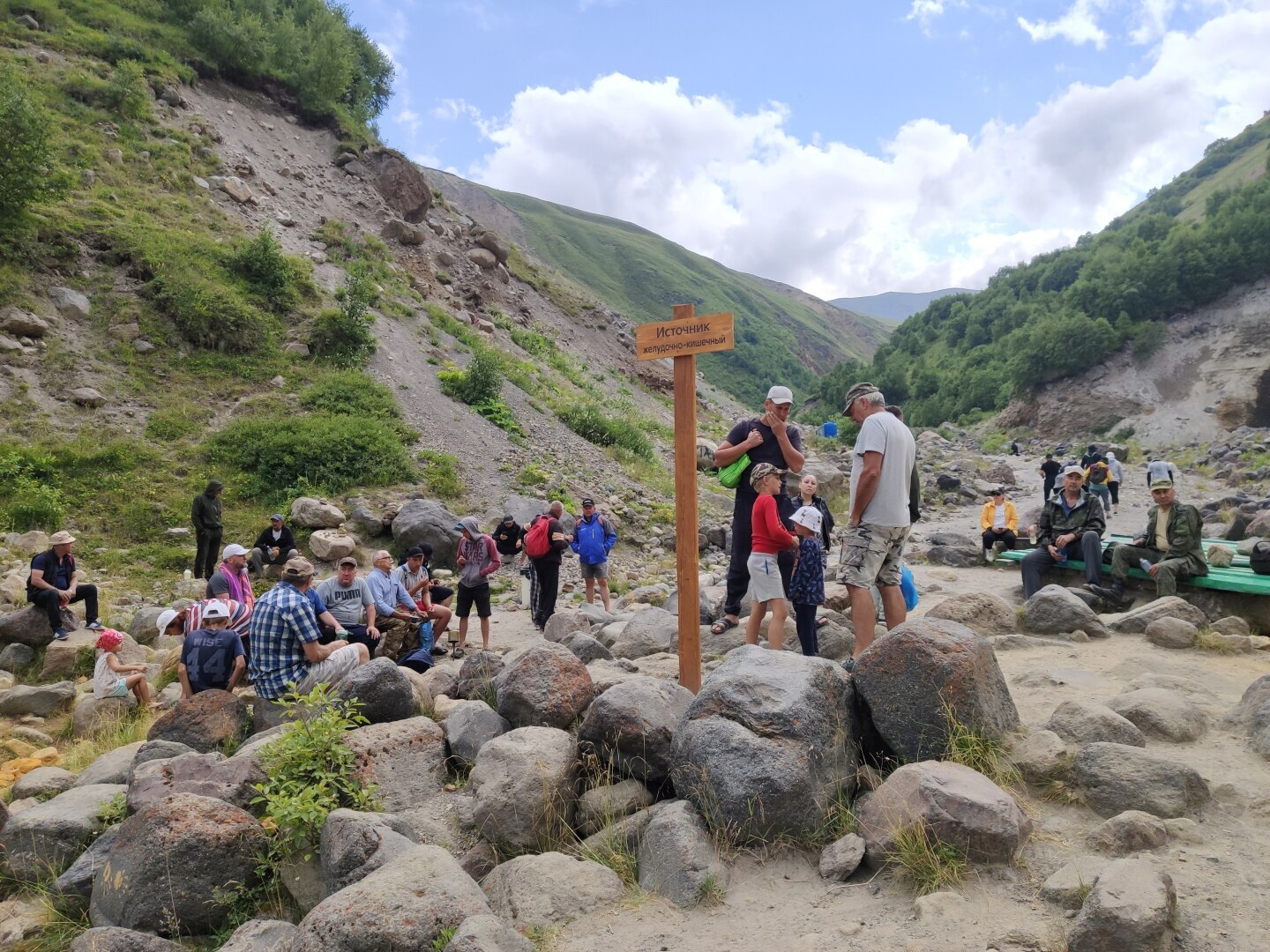 Почему не из каждой горной реки можно набрать кристально чистую воду