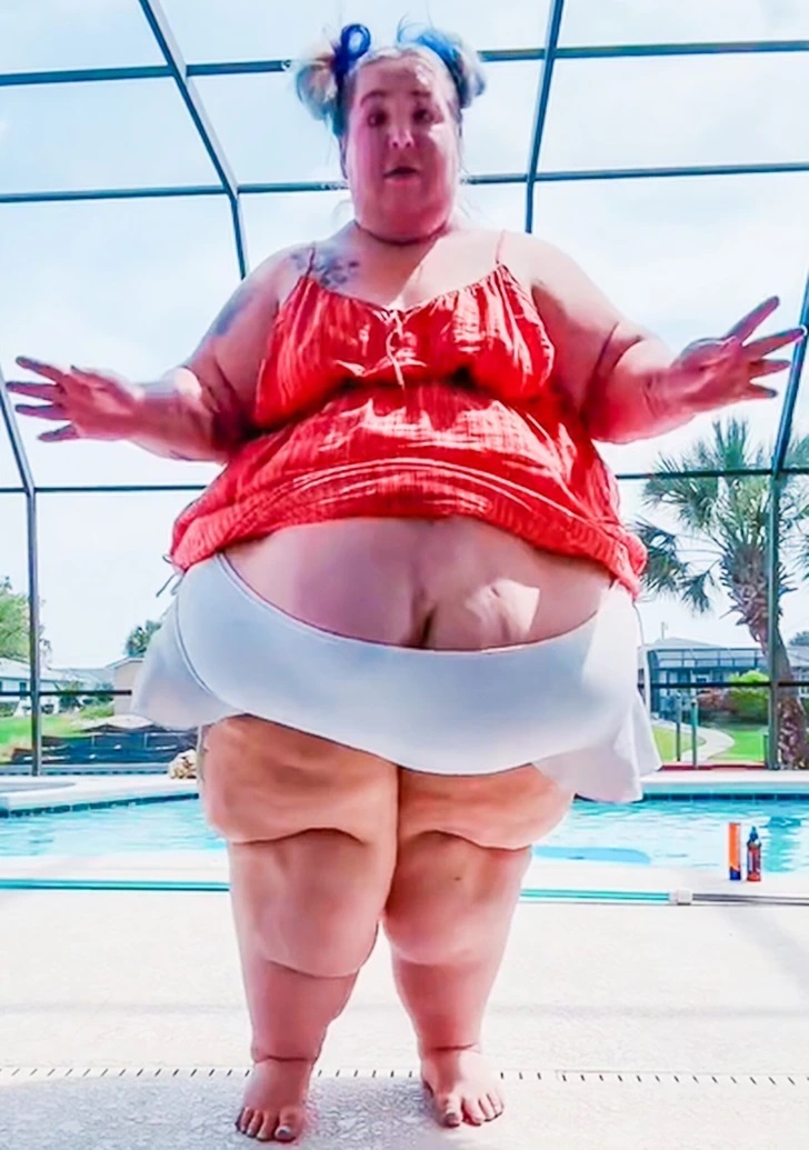 Plus-Size опровергла мнение людей которые не ловко чувствуют себя в бикини