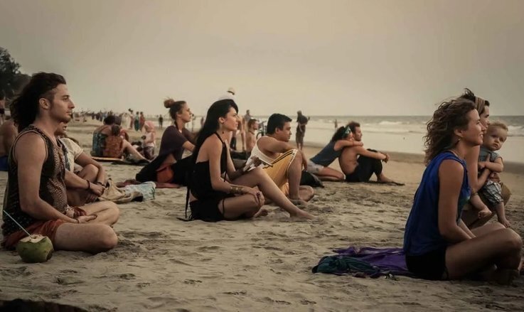 Дауншифтинг в России: Тенденции и Возможности в 2023 году