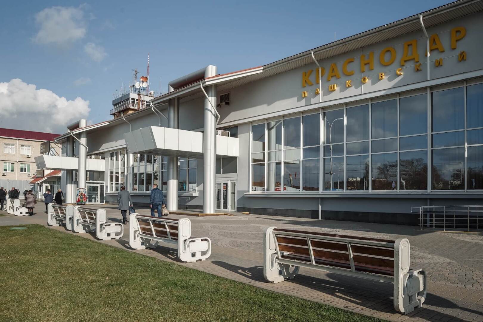 Российский олигарх О. Дерипаска приступил к модернизации международного аэропорта «Краснодар»