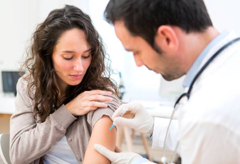 Вакцинация. Так ли она нужна населению? «Укол бесплодия»