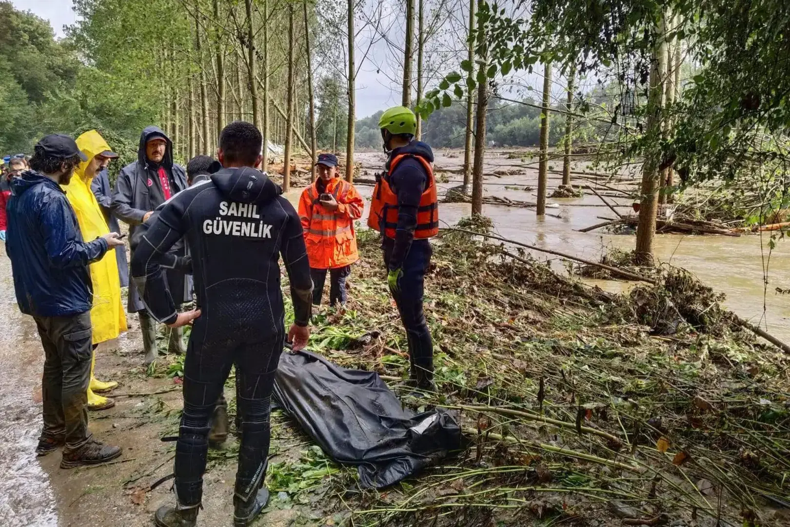 Сильные дожди привели к наводнениям в Болгарии, Греции и Турции, погибли 14 человек !!!
