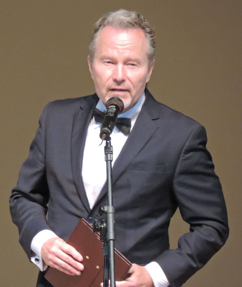 Нашел двойника Тиля Швайгера самого. Хотите узнать кто это? Ну тогда милости просим к чтению!