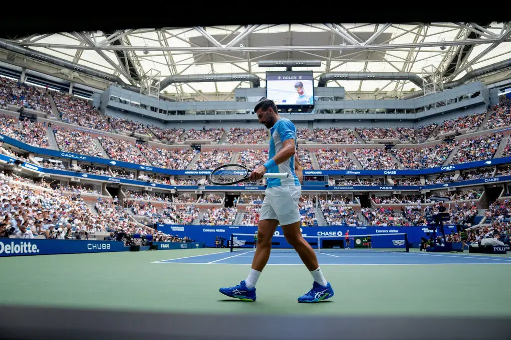 "Жаркий вызов: игроки борются с температурой на Открытом чемпионате США - 2023"