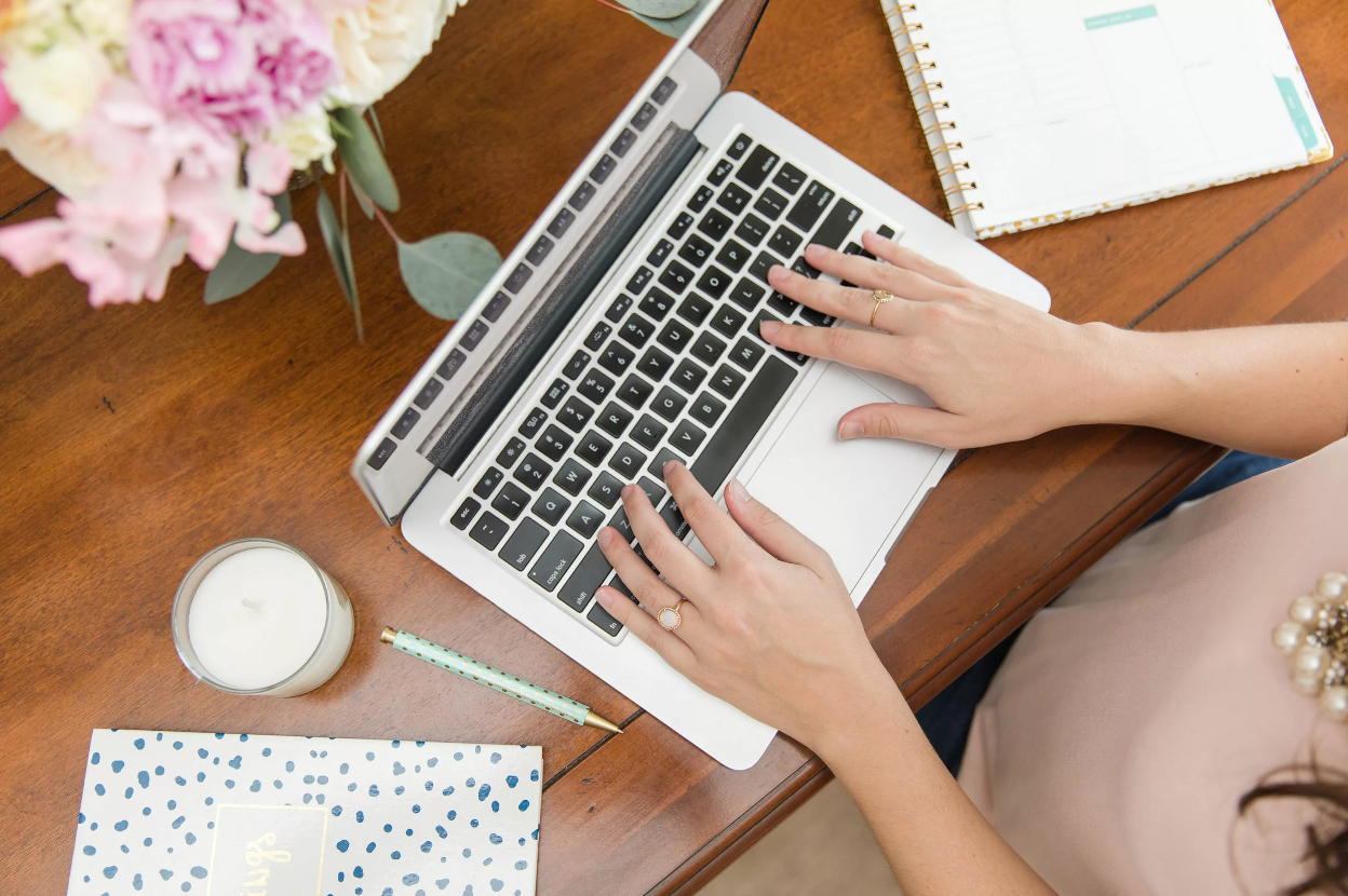 ➡ Как стать копирайтером в 2023 году: что для этого нужно и сколько можно заработать новичку копирайтеру? Личный опыт за 6 месяцев