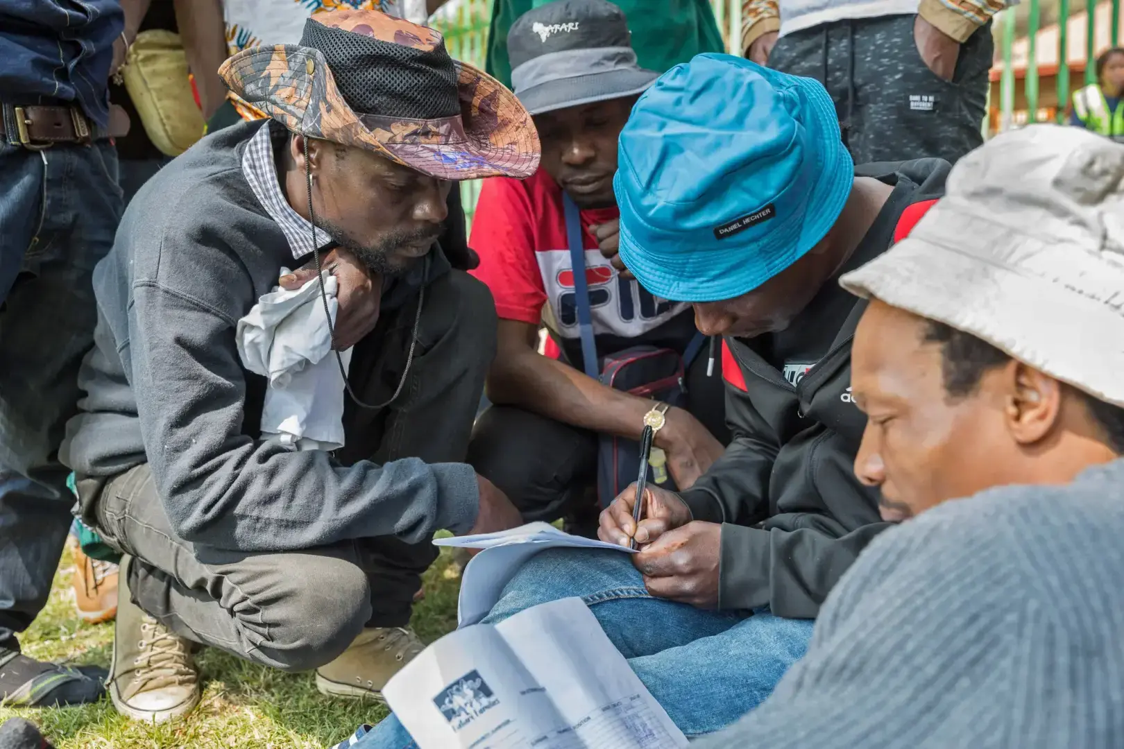 После пожара в Южной Африке мигранты опасаются ответной реакции