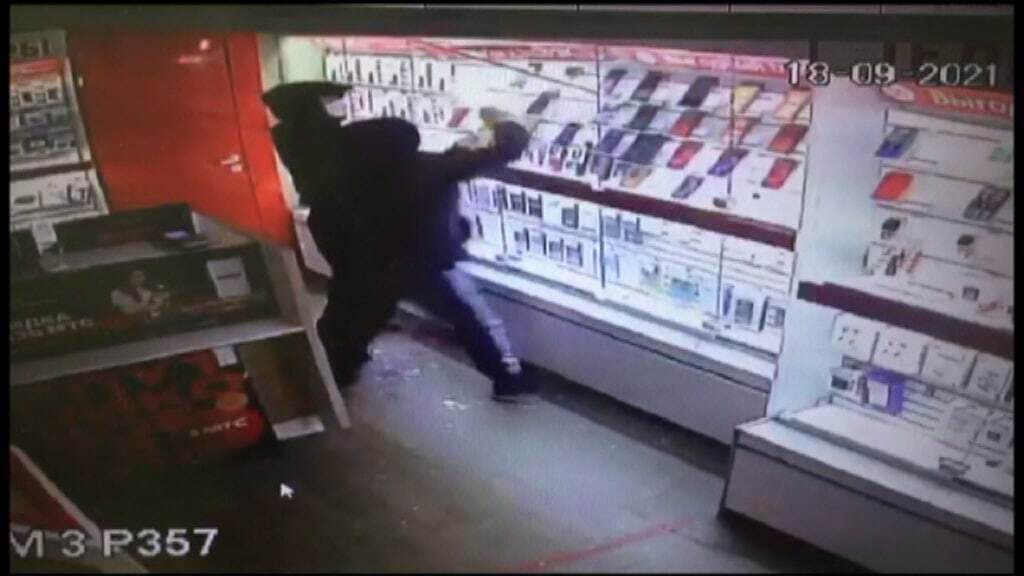 В чём отличие мелкого хищения, кражи, грабежа и разбоя. Рассказываю на примерах, чтобы не путались