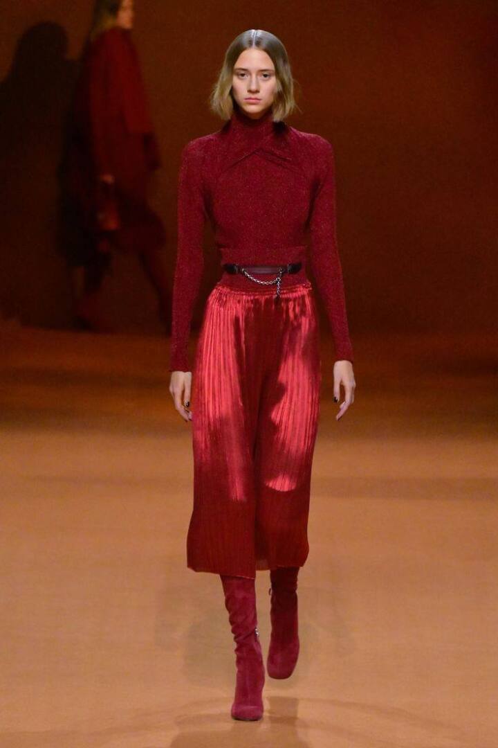 Красный цвет - главный тренд 2023 года