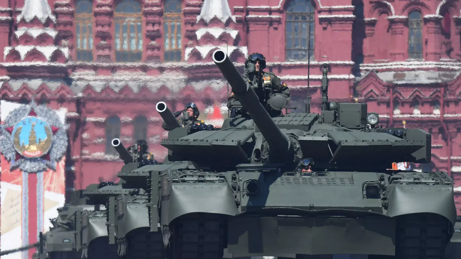 День российских танкистов: миф о превосходстве бронетехники НАТО развенчан на Украине