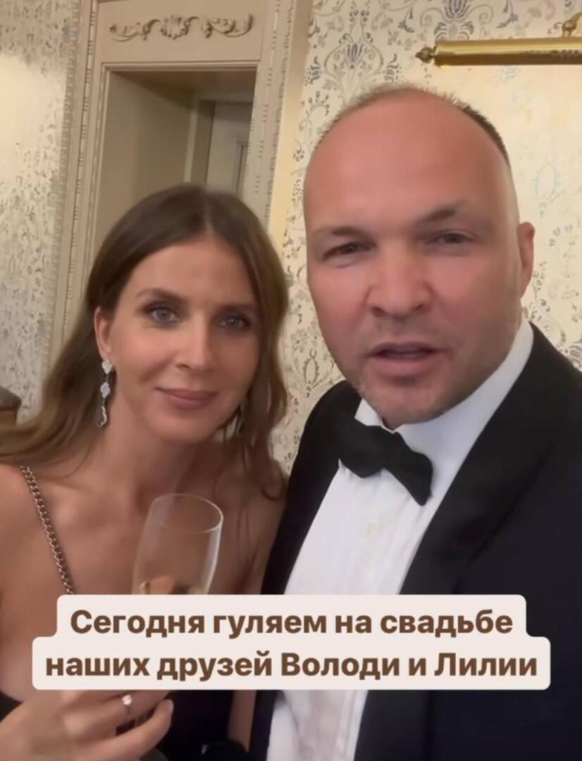 Я одинокая женщина, бухаю