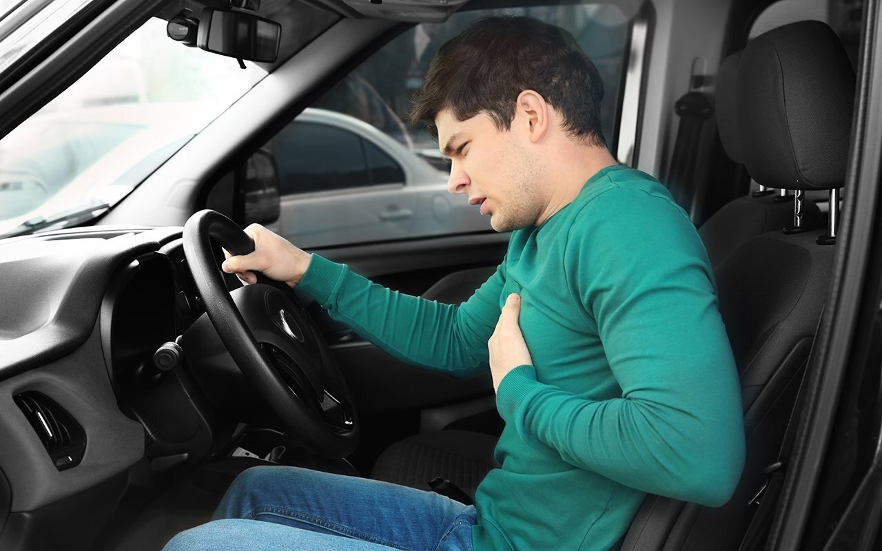 Что делать, если, вы оказались пассажиром, а рядом водитель потерял сознание?