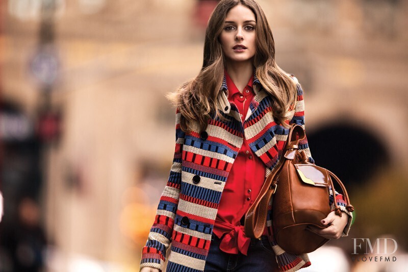 Модные тренды на эту осень 2023: "Кожа, Красный и Кружево: Осенний Шик и Стиль на 100%". Фото модных девушек. Обзор трендов (Видео).