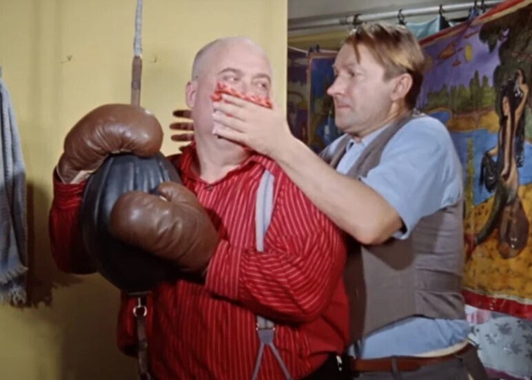 Ложь, абсурд и заблуждения, которые постоянно показывают в кино, и в которые многие верят