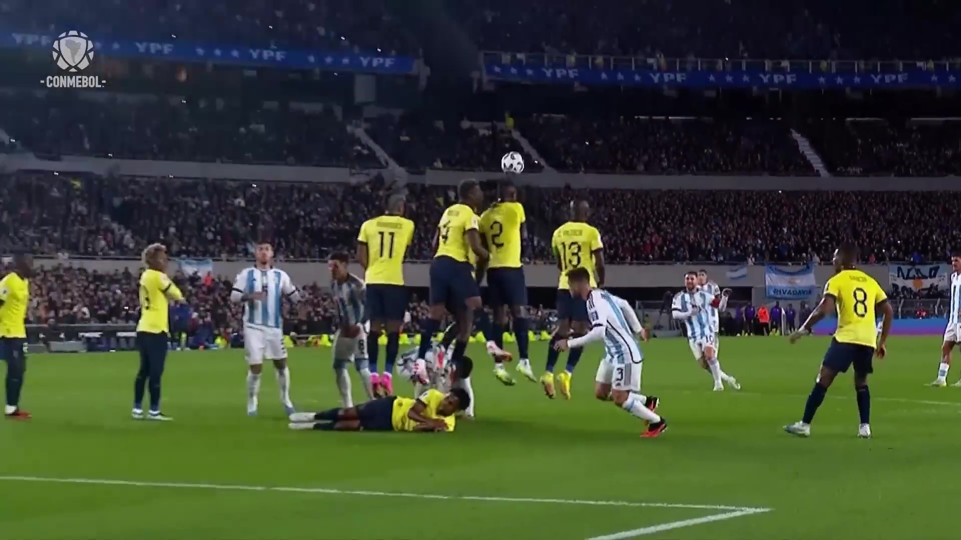 Аргентина побеждает хоть с Месси, хоть без него