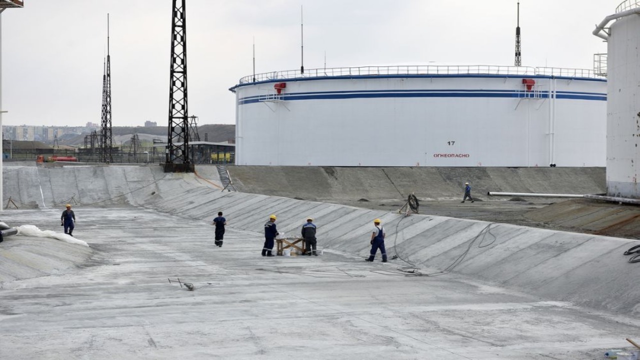 Амбициозный шаг России: строительство крупнейшего в мире нефтехранилища