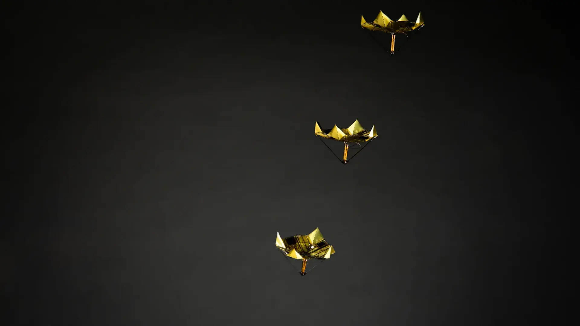 Роботы-микрофлаеры используют науку оригами, чтобы падать как листья