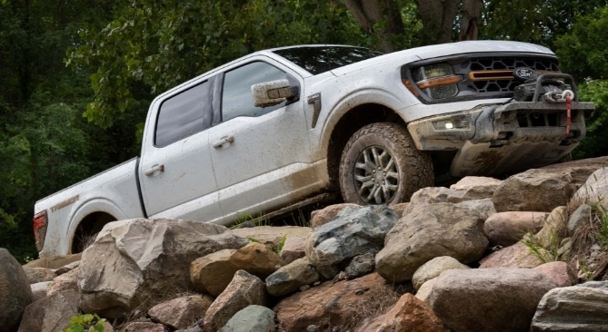 Производство гибридов Ford F-150 удвоится к 2024 году
