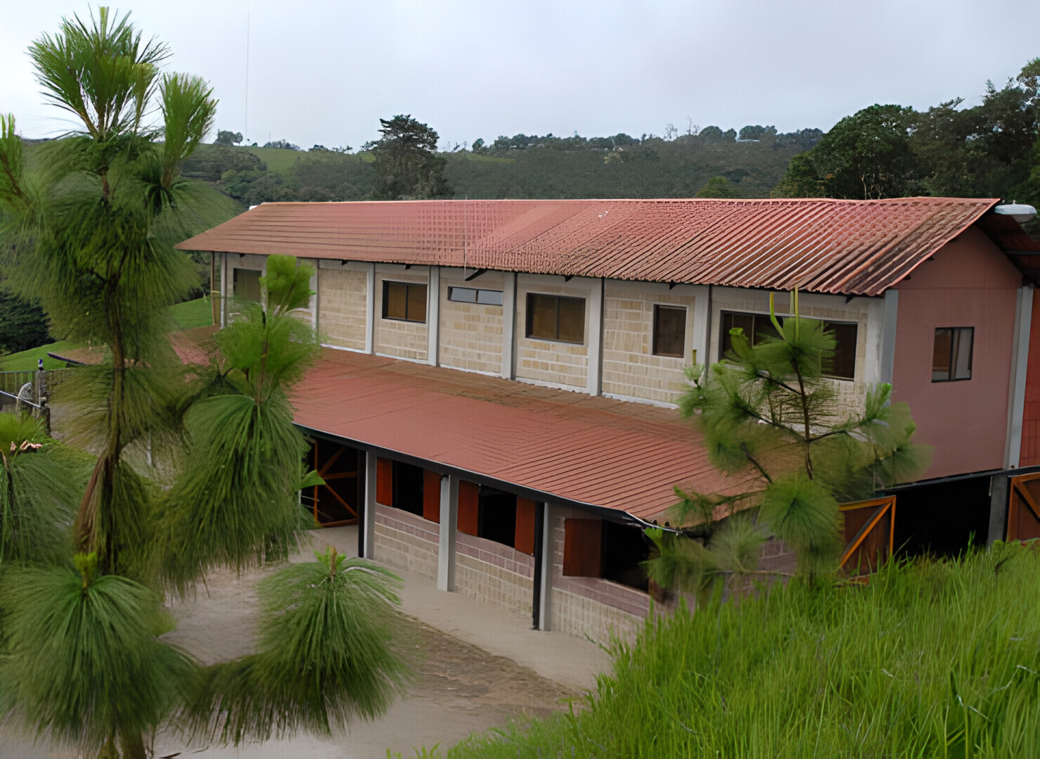 Встать, суд идёт: бесправный нелегал против уважаемой зарубежной корпорации. Часть1