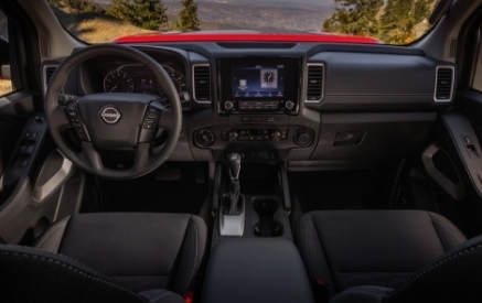 Жесткий кузов Nissan Frontier 2024 сделан по мотивам ностальгии