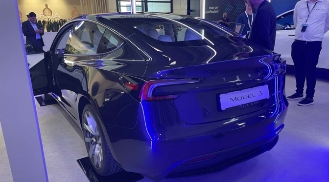 Тысячи новых Tesla Model 3 готовы к отправке в порт Шанхая