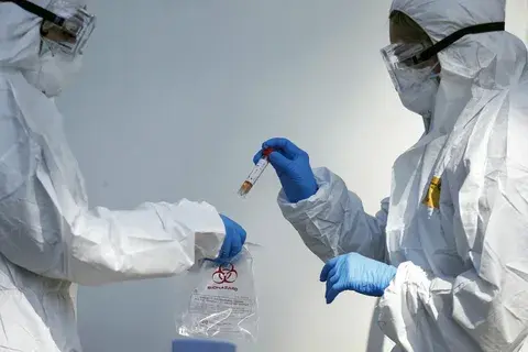 Рост заболеваемости COVID-19 зафиксирован в России