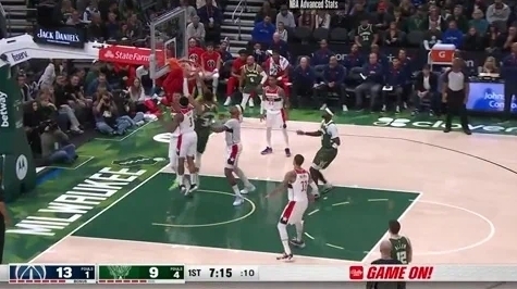 Как Хаким Оладжувон может помочь Яннису Антетокунмпо достичь новых высот