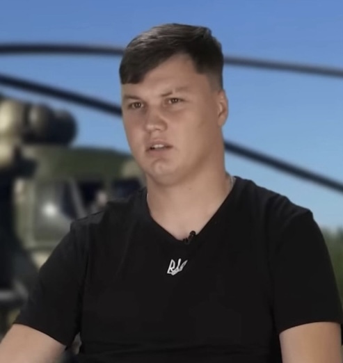 «Боялся погибнуть и попасть в плен ВСУ»: информация о семье предателя угнавшего самолет. А мама тоже не простая - быстро свалила из страны