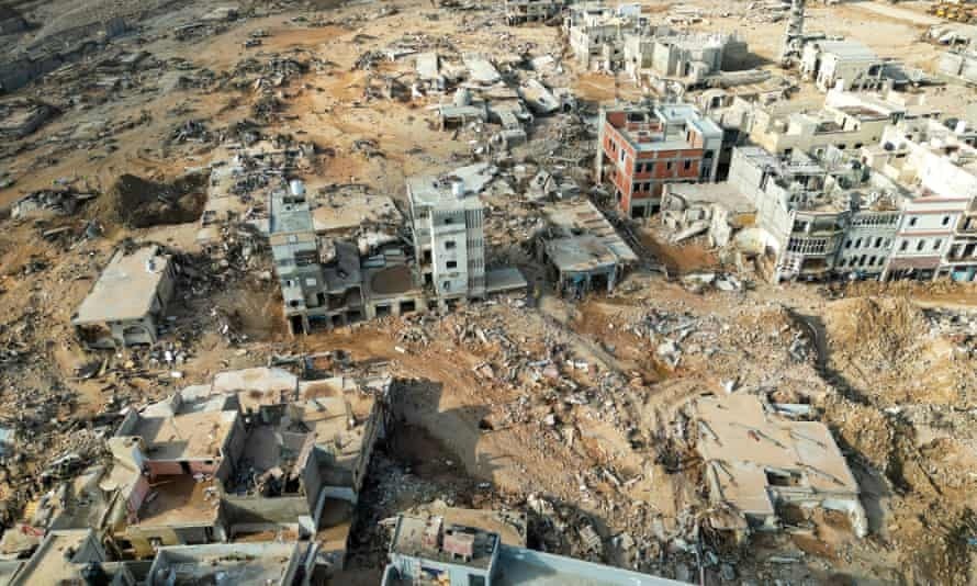 «Города были стерты с лица земли»: ливийские репортеры об «ужасающих, мучительных» последствиях наводнений