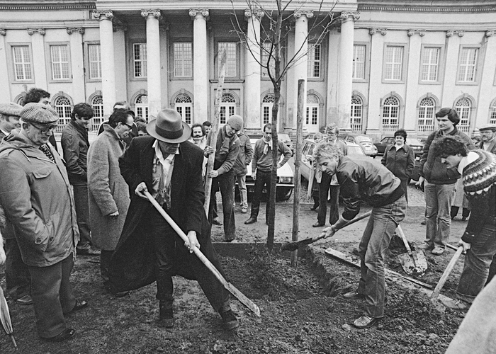 «7000 дубов» - символ сотрудничества