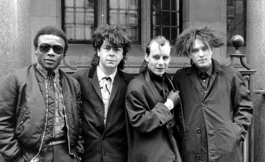 Лол Толхерст из The Cure: «Гот – это любовь к меланхолической красоте существования»