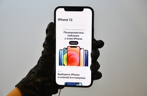 Apple заявляет, что уровни радиации iPhone 12 соответствуют международным нормам.