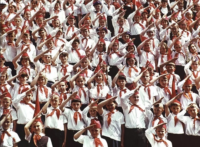 Развлечения и занятия советских детей после школы