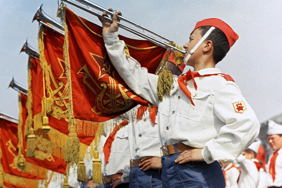 Развлечения и занятия советских детей после школы