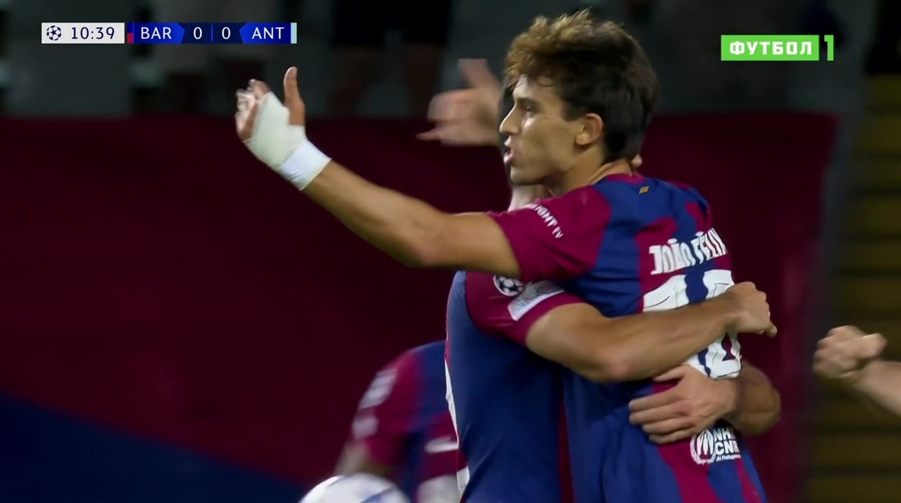 "Барселона" куда лучше других фаворитов первого дня Лиги чемпионов