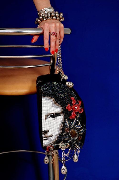 Завораживающий стиль: тайны создания неповторимого образа с помощью аксессуаров!