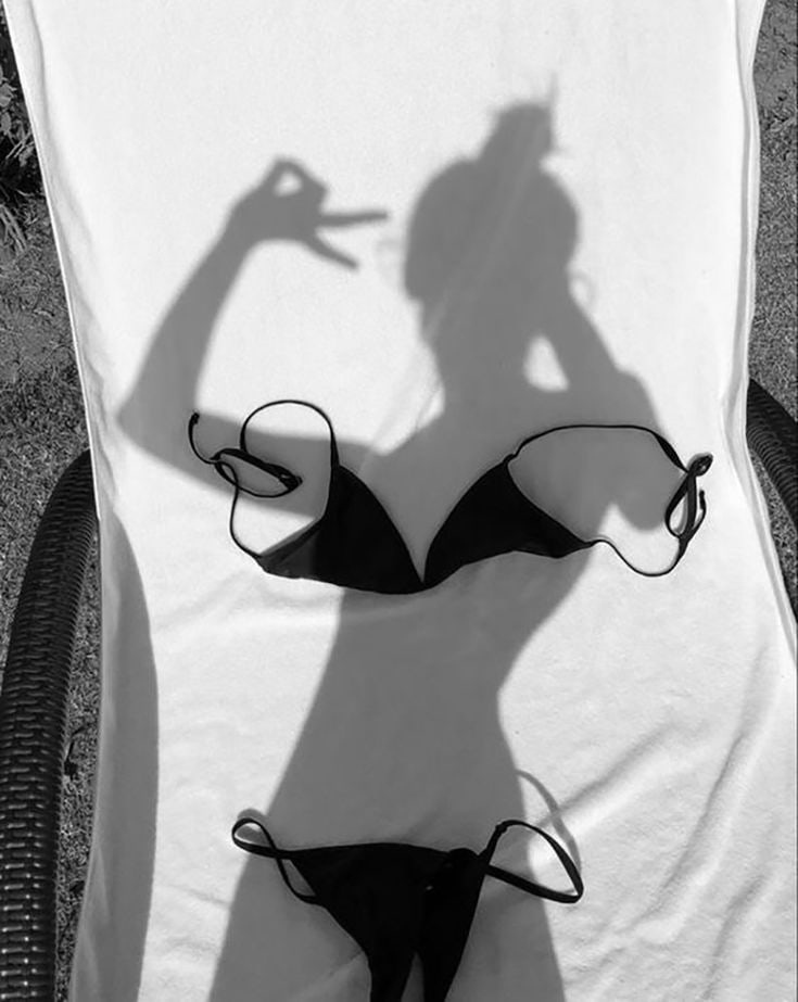 Демонстрация голого тела в Сети – это проституция онлайн с точки зрения законности и морали или нет?