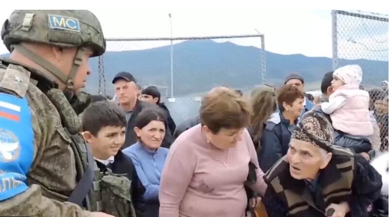 Нагорный Карабах: Свежие сообщения о стрельбе, несмотря на прекращение огня