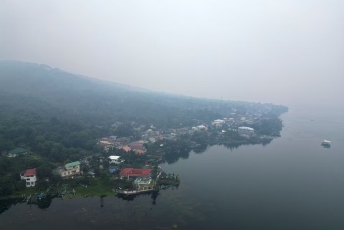 Филиппины предупреждают о вреде для здоровья из-за смога, вулканического газа в столице