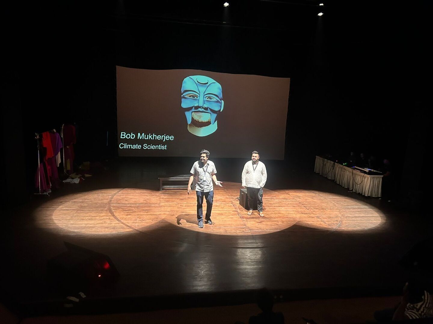 Можно взять на заметку. Арт-фестиваль искусственного интеллекта в Индии весной 2023 посвятили теме экологии