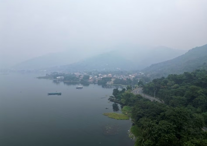 Филиппины предупреждают о вреде для здоровья из-за смога, вулканического газа в столице