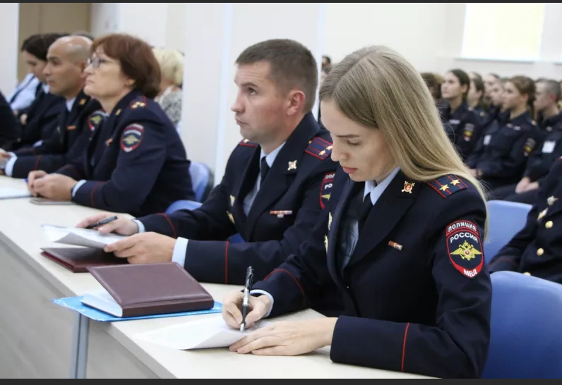 Психологическая овд. МВД правоохранительная деятельность. Подготовка сотрудников ОВД. Психолог в правоохранительных органах. Профессиональная деятельность ОВД.