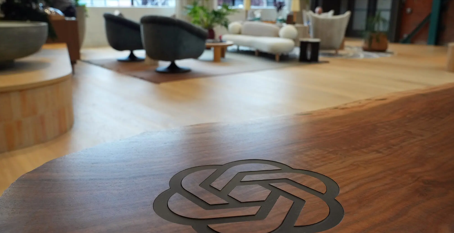 OpenAI планирует повысить ставку в гонке искусственного интеллекта в сфере технологий!