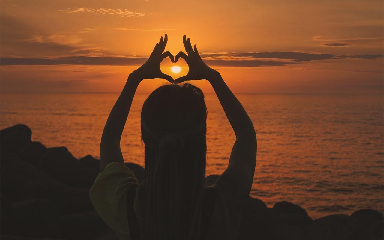 Тайны длиножительства: Как жить долго и счастливо, не заботясь о возрасте.