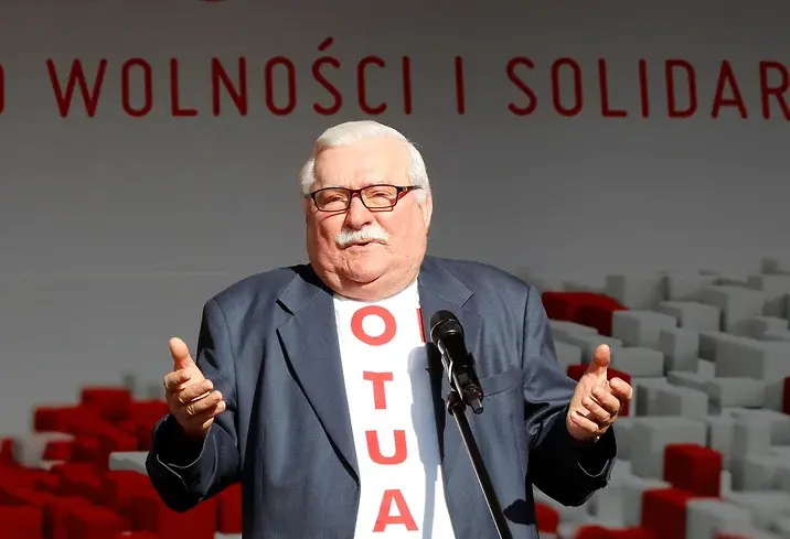 Бывший президент Польши и лауреат Нобелевской премии мира Лех Валенса.