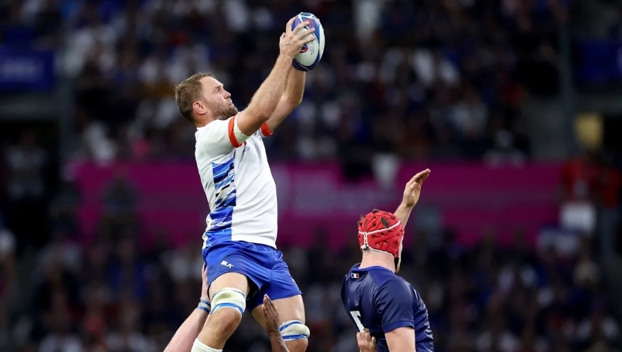 Звезда регби Намибии Йохан Ретиф отказался от участия в чемпионате мира из-за того, что его «укусил паук»