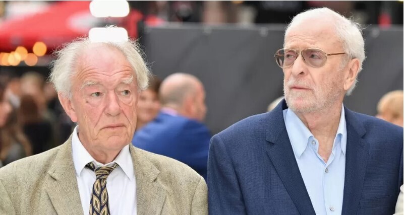 Поттер отдает дань уважения сэру Майклу Гэмбону