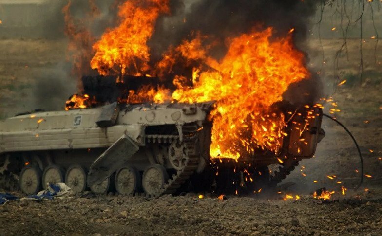 Босник, военный аналитик: "Уничтожение натовского оружия на Украине вызывает панику в США"