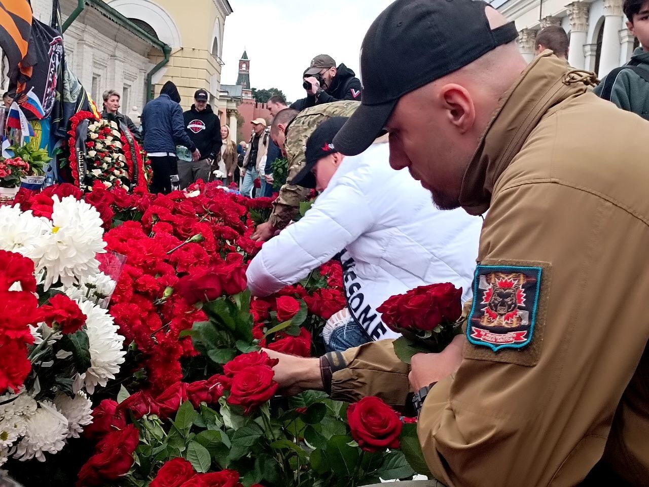 40 дней без Героев